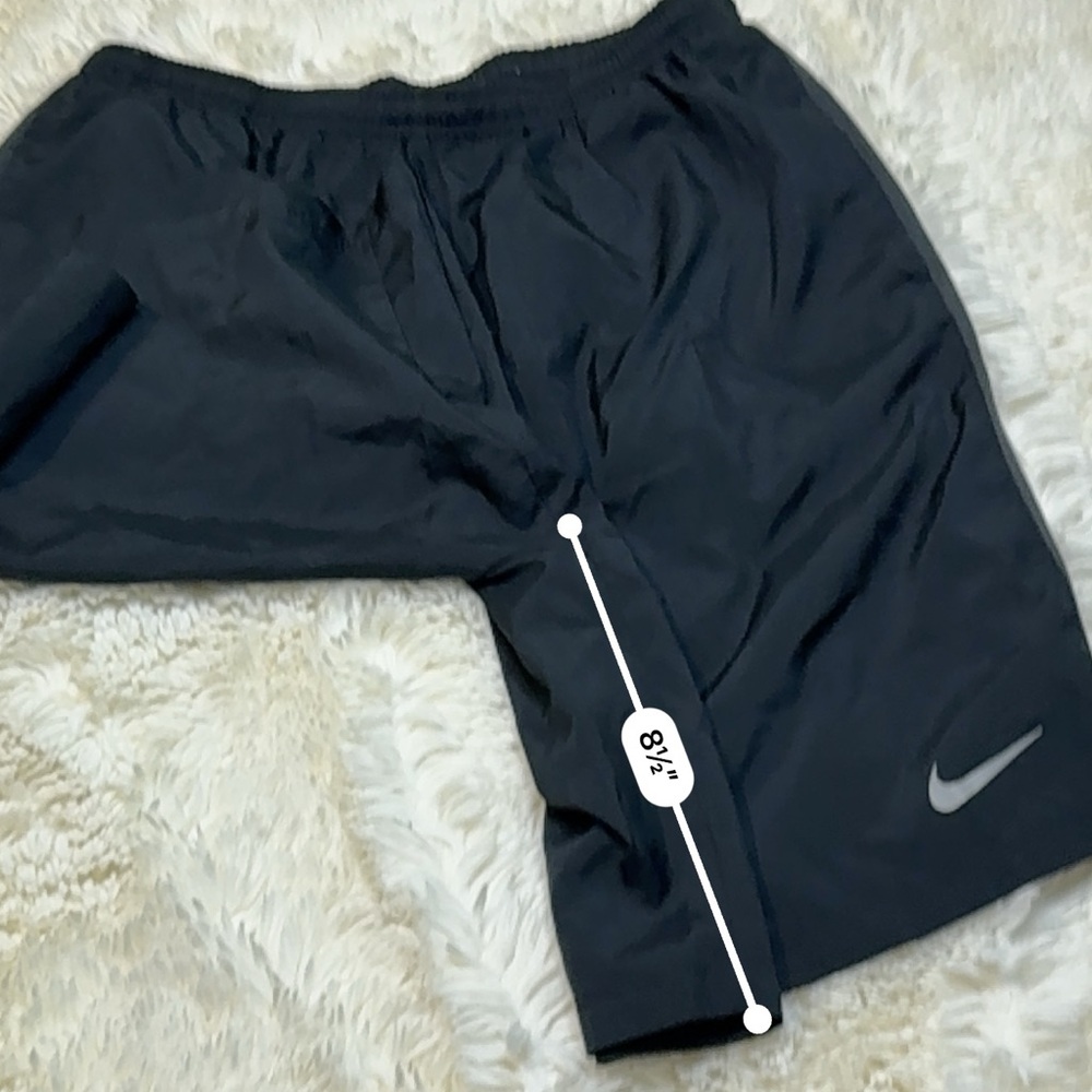 Nike Men's large dri fit Black Athletic Shorts lined 8-1/2” inseam - Picture 3 of 10